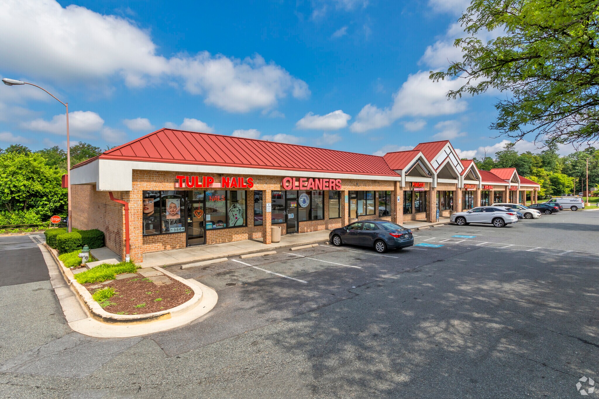 13820-13886 Old Columbia Pike, Silver Spring, MD à louer Photo de l’immeuble– Image 1 sur 5