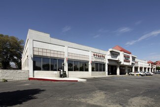 Plus de détails pour 1085 E Holt Ave, Pomona, CA - Local commercial à louer