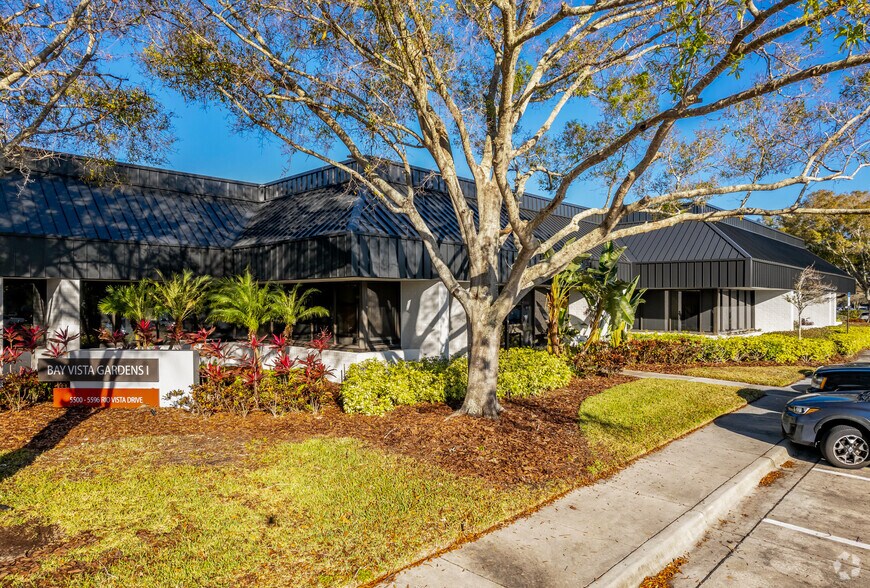 5500-5520 Rio Vista Dr, Clearwater, FL à vendre - Photo de l’immeuble – Image 2 sur 9