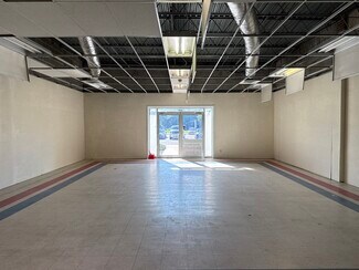 Plus de détails pour 605-619 S Main St, De Forest, WI - Local commercial à louer