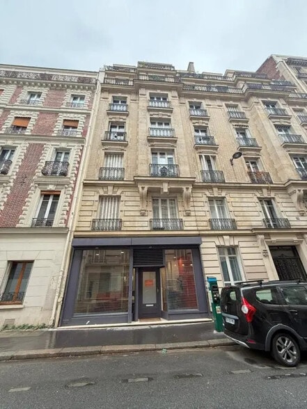 Local commercial dans Paris à vendre - Photo de l’immeuble – Image 1 sur 6