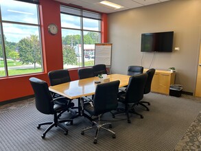 4800 Olson Memorial Hwy, Golden Valley, MN à louer Photo intérieure– Image 1 sur 11