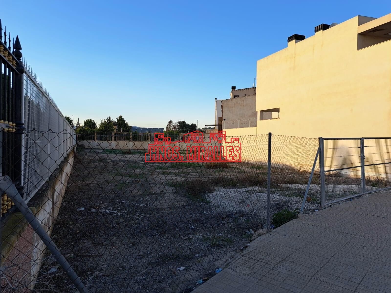 Terrain dans Monforte del Cid, Alicante à vendre Photo de l’immeuble– Image 1 sur 5