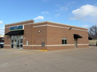 Plus de détails pour 4440 N Prospect Ave, Peoria Heights, IL - Local commercial à louer