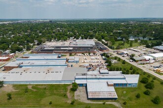 1100 E Bell St, Bloomington, IL - Vue aérienne vue de carte - Image1