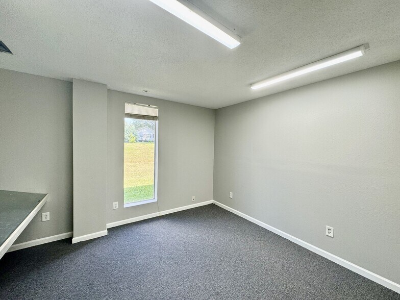 4425 N Blackstock Rd, Spartanburg, SC à louer - Photo de l’immeuble – Image 2 sur 15