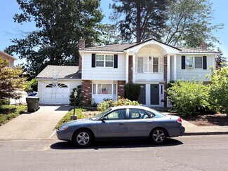 Plus de détails pour 1360 Westbrook Dr NW, Salem, OR - Logement à vendre