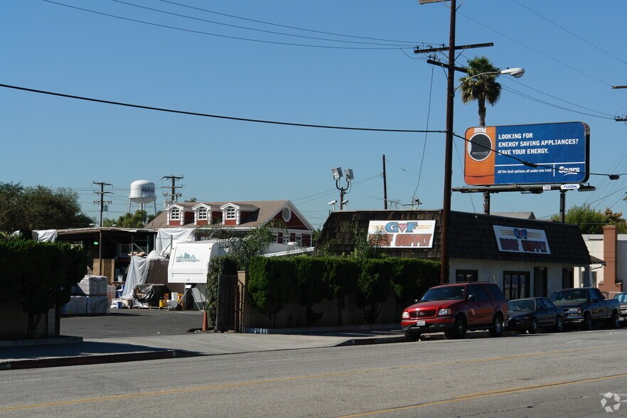 12216 Firestone Blvd, Norwalk, CA à louer - Photo de l’immeuble – Image 2 sur 2