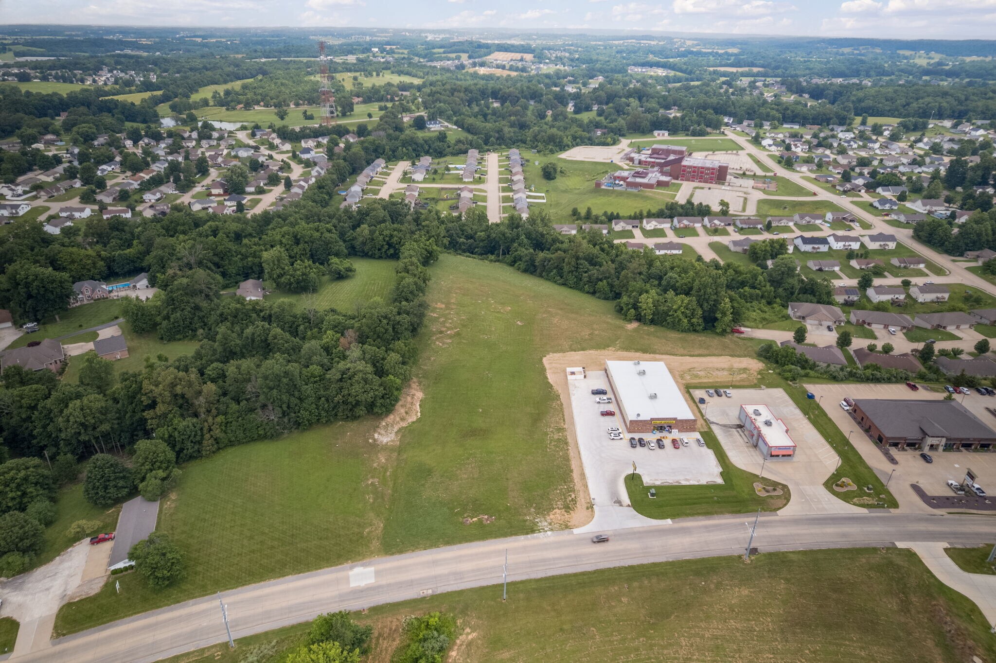 2216 E Main St, Jackson, MO à vendre Photo de l’immeuble– Image 1 sur 13