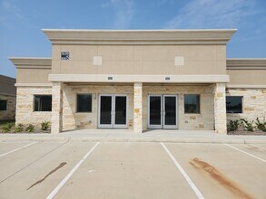 16310 State Highway 249, Houston, TX à louer Photo de l’immeuble– Image 1 sur 13