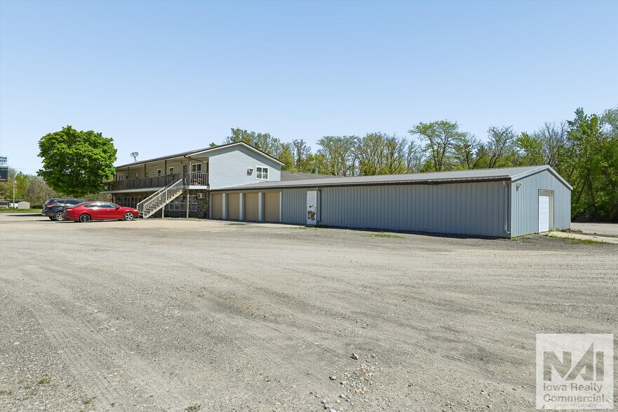 520 Franklin St, Center Point, IA à vendre - Photo de l’immeuble – Image 3 sur 35