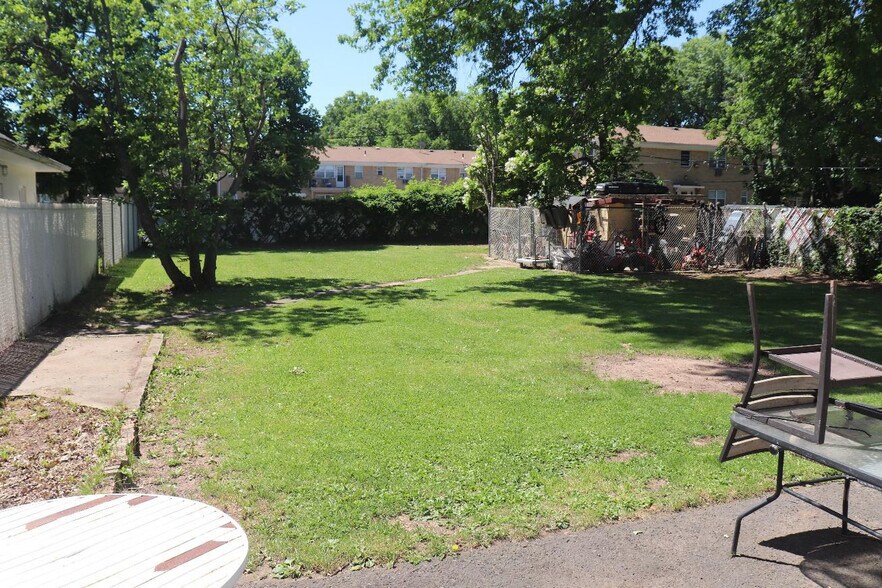 128 E 4th Ave, Roselle, NJ à vendre - Photo de l’immeuble – Image 2 sur 12