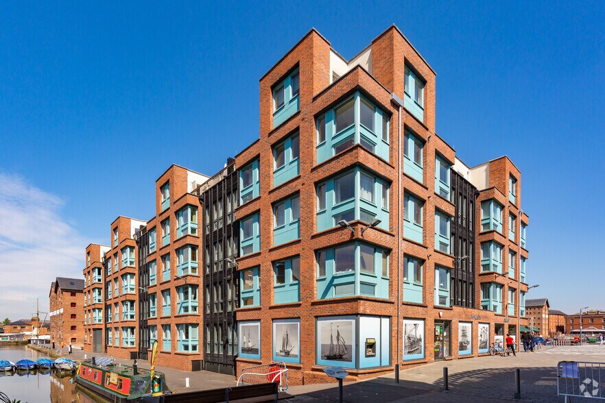 The Docks, Gloucester à louer - Photo de l’immeuble – Image 2 sur 5