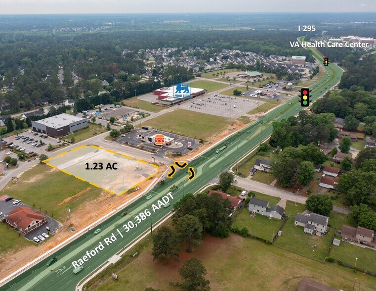 6985 Raeford Rd, Fayetteville, NC à vendre - Photo de l’immeuble – Image 3 sur 7