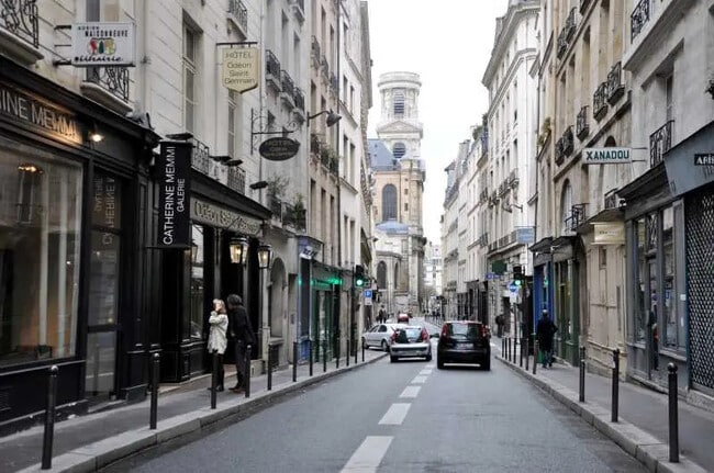 Plus de détails pour Rue Saint-Sulpice, Paris - Local commercial à louer