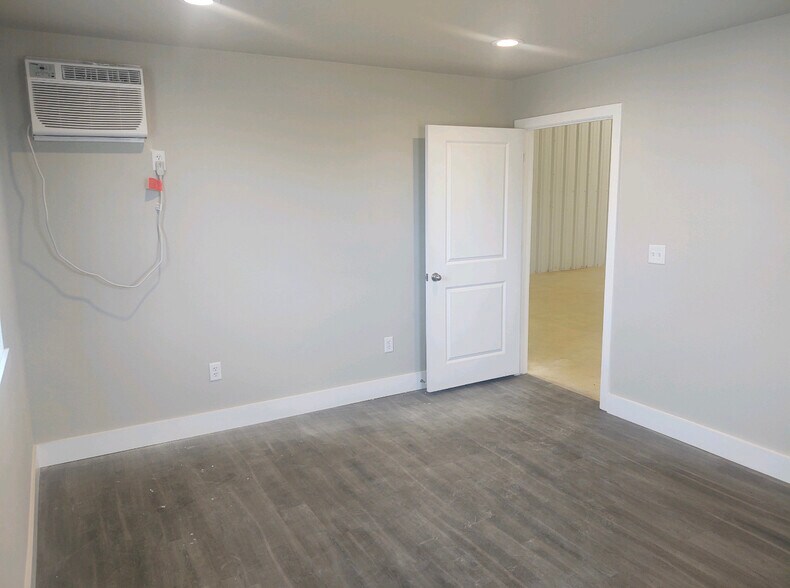 314 Northridge Rd, Marble Falls, TX à louer - Photo de l’immeuble – Image 3 sur 9