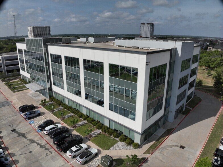 777 International Pky, Flower Mound, TX à louer – Image 3 sur 12