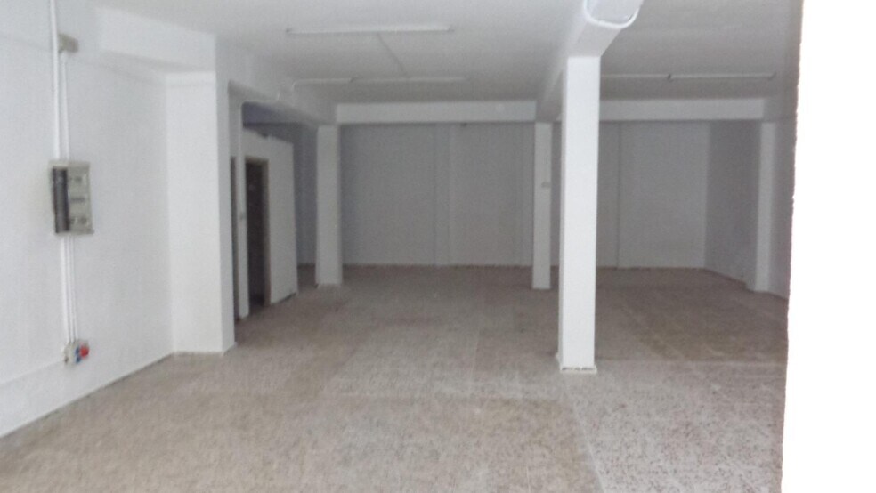 Local commercial dans Elda, Alicante à vendre - Photo intérieure – Image 1 sur 15