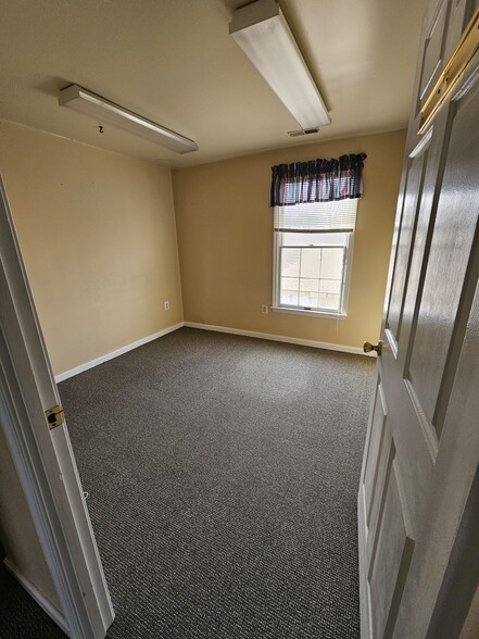 104 Franklin St, Denton, MD à louer - Photo de l’immeuble – Image 3 sur 7