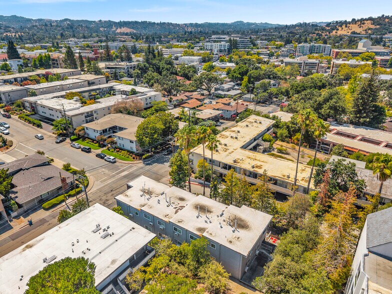 1150 Lincoln Ave, Walnut Creek, CA à vendre - Aérien – Image 3 sur 13