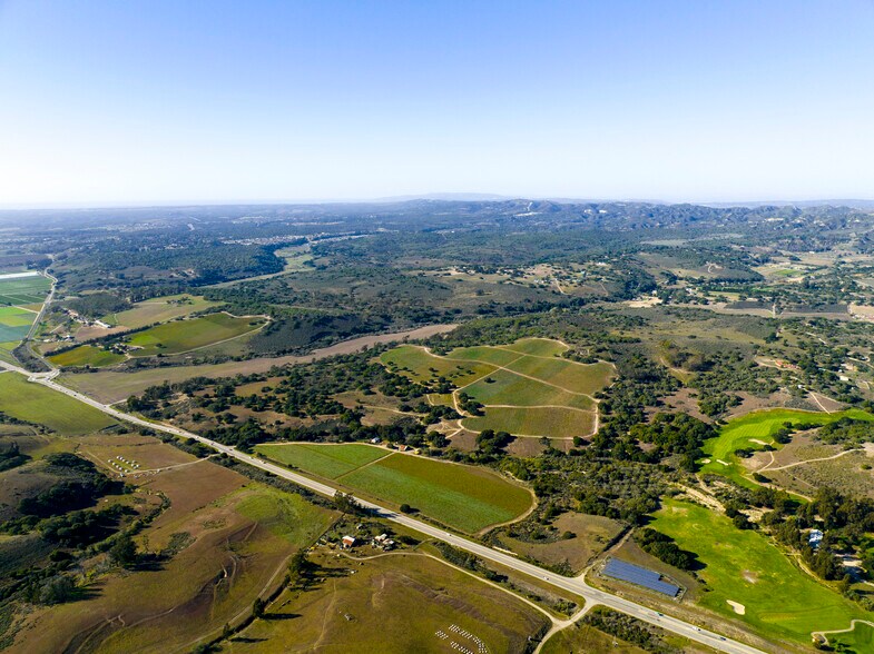 3145 E Hwy 246, Lompoc, CA à vendre - Aérien – Image 3 sur 12
