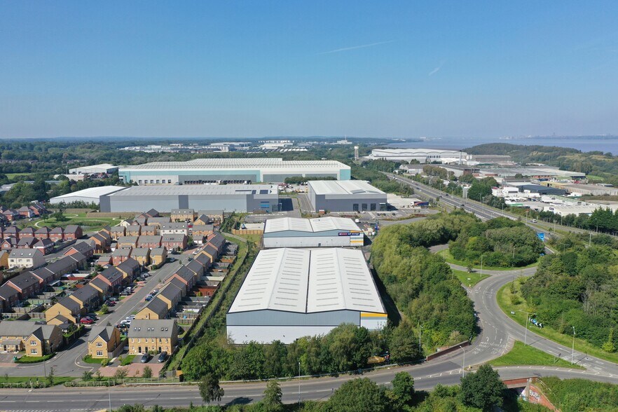 Rossmore Rd E, Ellesmere Port à louer - Photo de l’immeuble – Image 2 sur 8