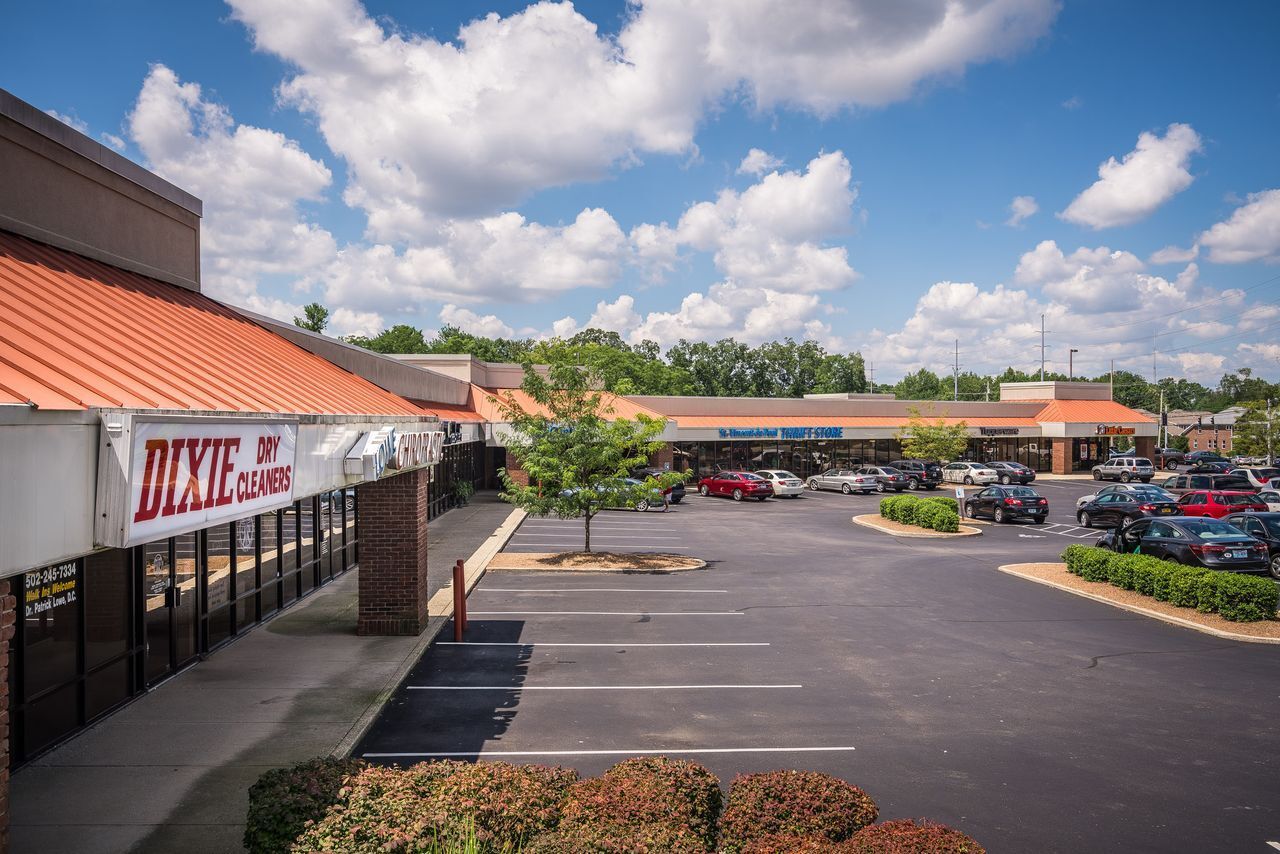 10240-10308 Shelbyville Rd, Louisville, KY à louer Photo de l’immeuble– Image 1 sur 2