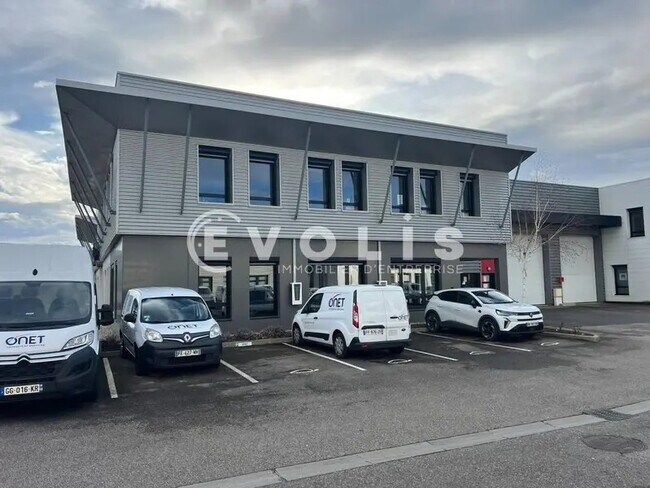 Plus de détails pour 7 Rue De Lombardie, Saint-Priest - Local d'activités à louer