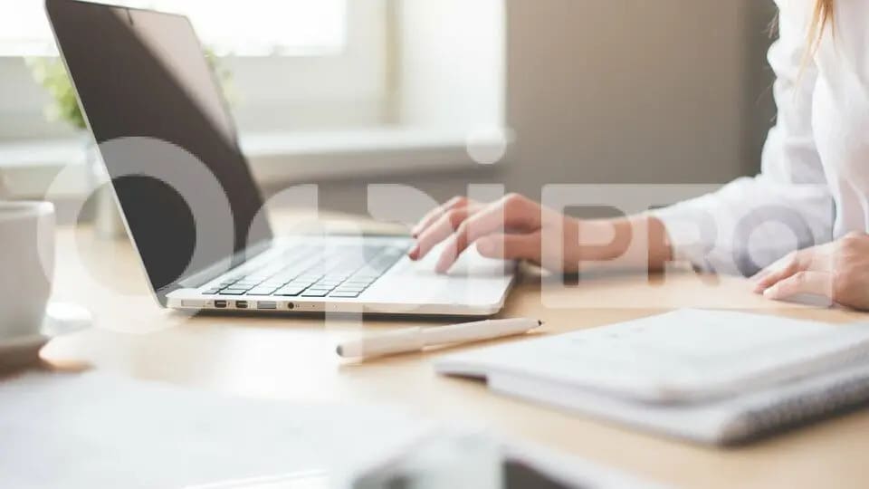 Bureau dans Saint-Vincent-de-Tyrosse à louer - Photo de l’immeuble – Image 1 sur 1