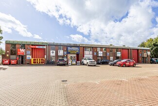Plus de détails pour Heathlands Close, Twickenham - Industriel/Logistique à louer