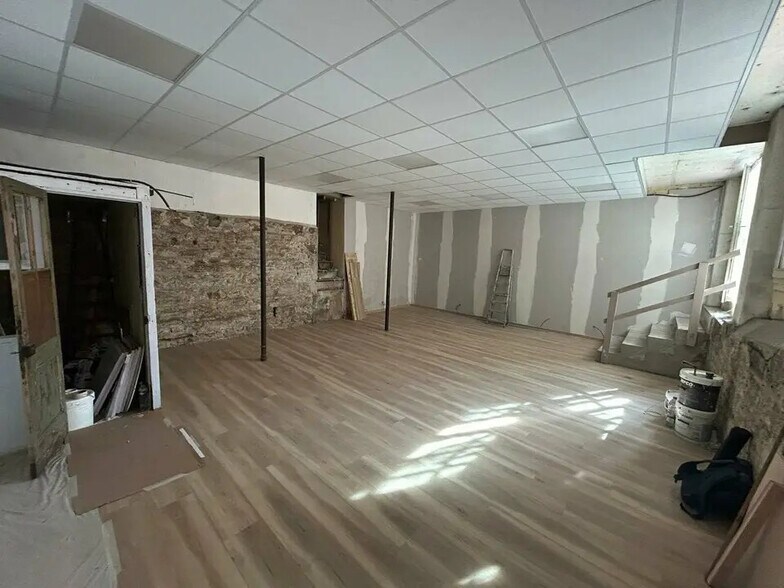 Local commercial dans Lyon à vendre - Photo de l’immeuble – Image 1 sur 4