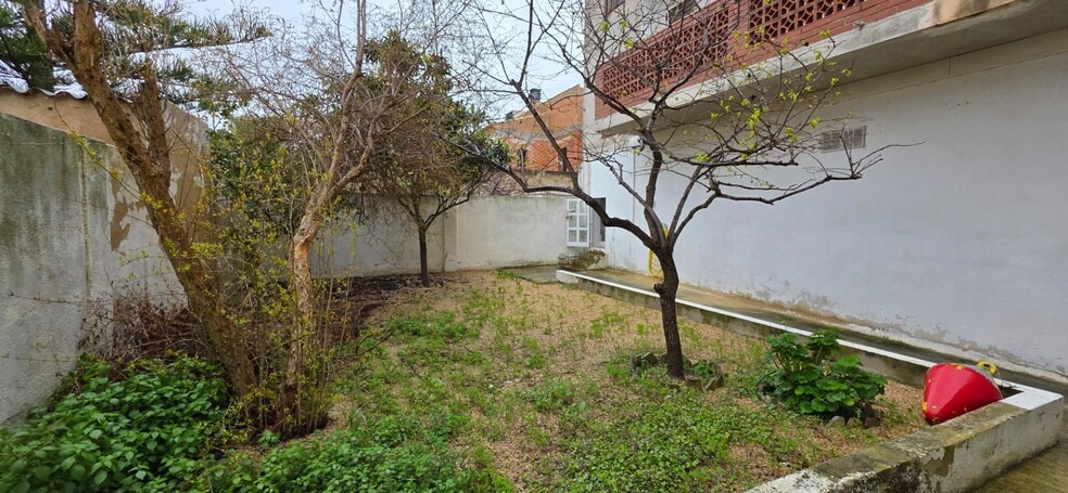 View Photo