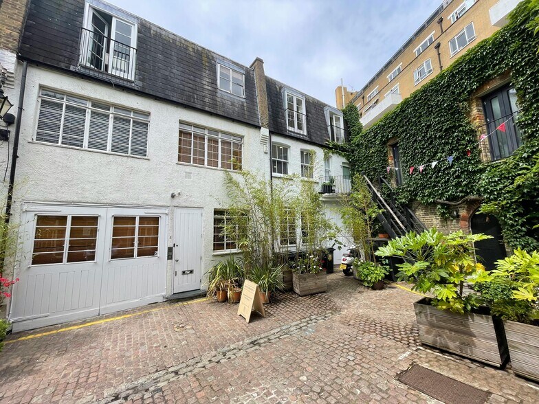 5-6 Kendrick Mews, Londres à louer - Photo de l’immeuble – Image 2 sur 9