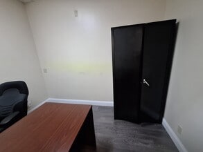 4701 N Federal Hwy, Pompano Beach, FL à louer Photo intérieure– Image 2 sur 3