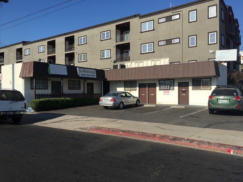 11120 Burbank Blvd, North Hollywood, CA à louer - Photo principale – Image 1 sur 7