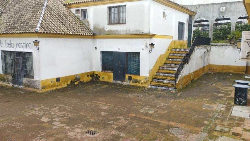 Calle San Juan, Mairena del Aljarafe, Sevilla à vendre - Photo de l’immeuble – Image 2 sur 2