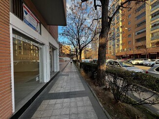 Plus de détails pour Local commercial à louer