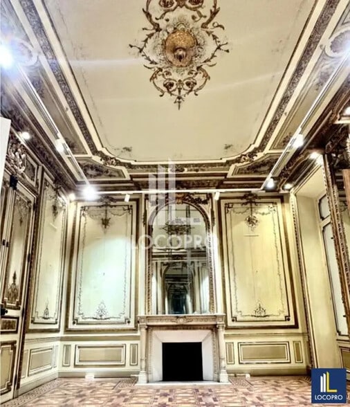 Bureau dans Marseille à vendre - Photo de l’immeuble – Image 1 sur 1