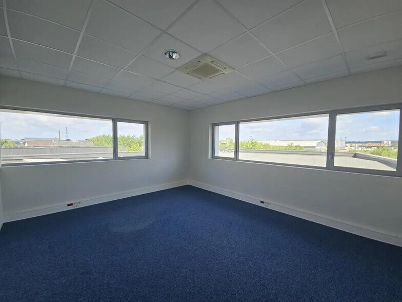 Bureau dans Saint-Pierre-des-Corps à louer - Photo intérieure – Image 2 sur 5