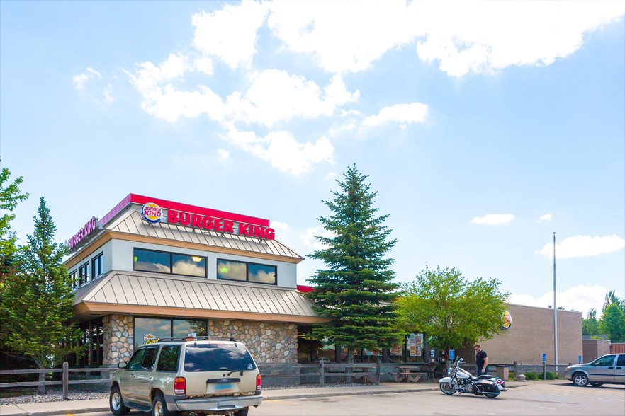 926 Central Ave NW, East Grand Forks, MN à louer - Photo principale – Image 1 sur 3