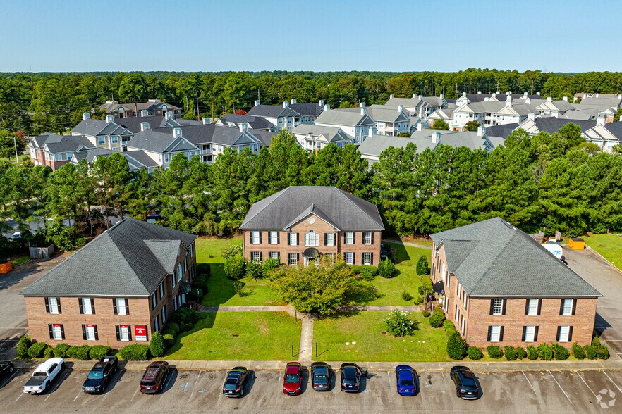 231, 235, & 245 Westlake Rd. portefeuille de 3 biens à vendre sur LoopNet.fr - Photo principale – Image 3 sur 4