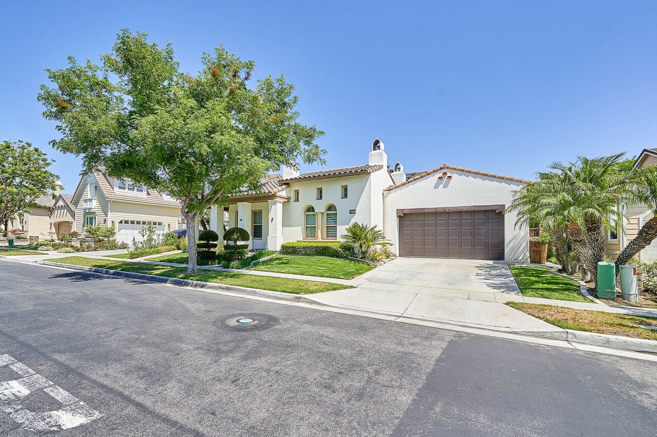 1857 Sheddon St, Fullerton, CA à vendre Photo de l’immeuble– Image 1 sur 19