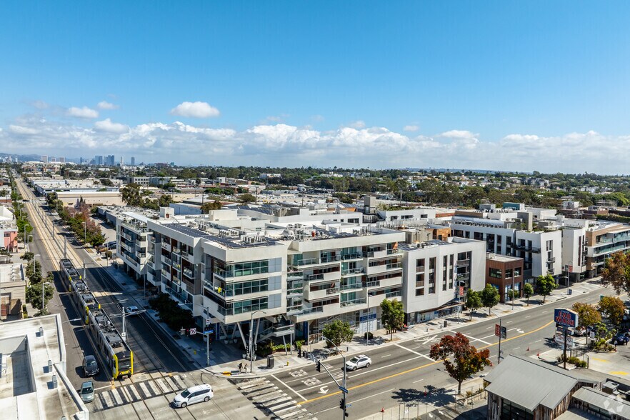 1625 Lincoln Blvd, Santa Monica, CA à louer - Aérien – Image 2 sur 3