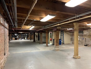 800 W Huron St, Chicago, IL à louer Photo intérieure– Image 1 sur 10