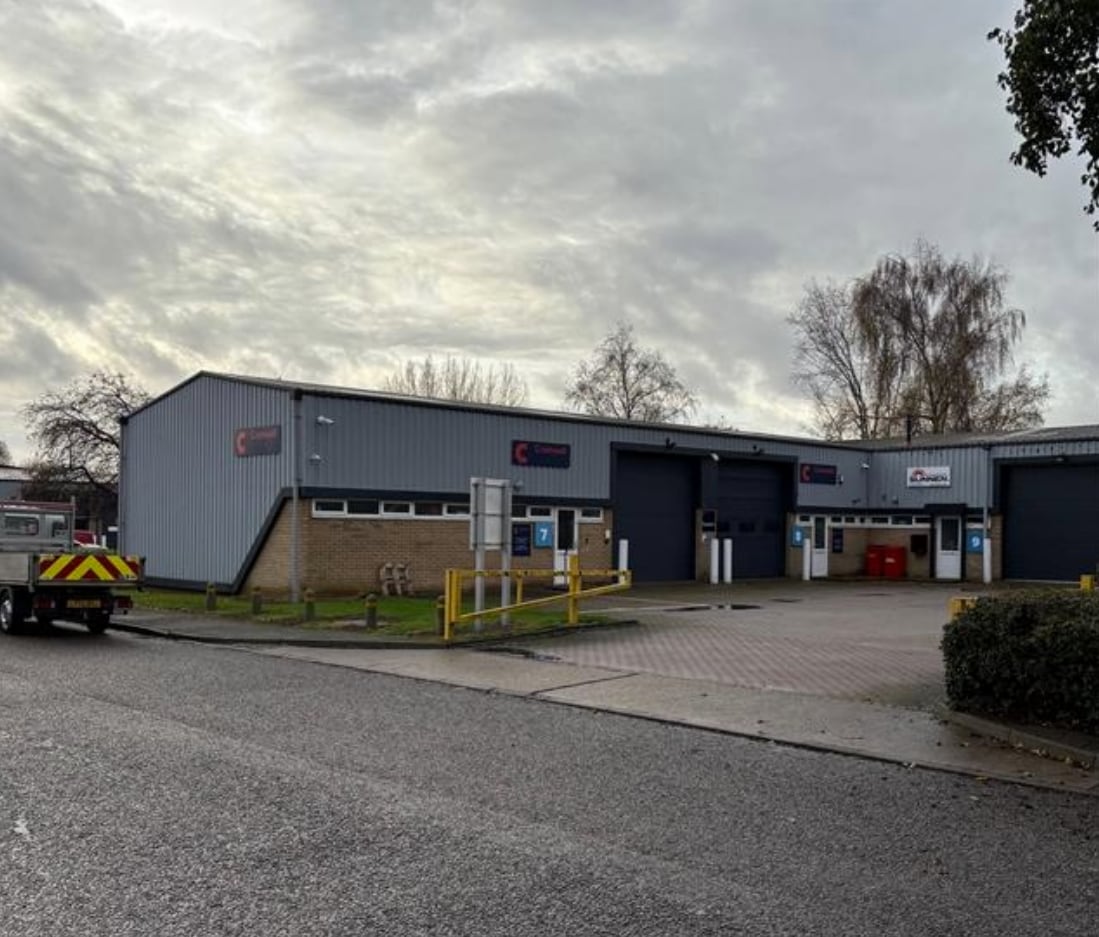 Millbrook Clos, Northampton à louer Photo de l’immeuble– Image 1 sur 2