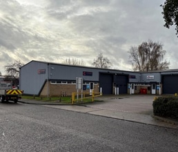 Millbrook Clos, Northampton à louer Photo de l’immeuble– Image 1 sur 2