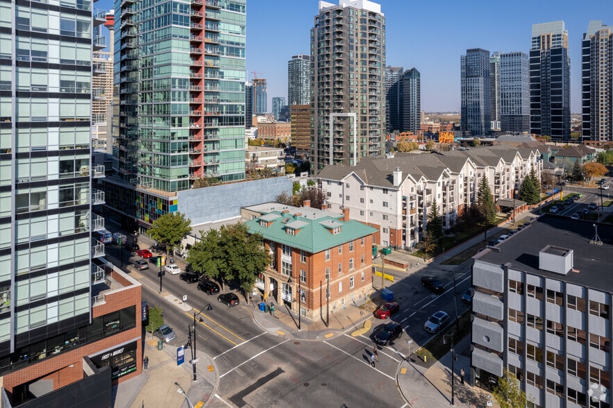 1316 1 St SW, Calgary, AB à louer - Aérien – Image 2 sur 3