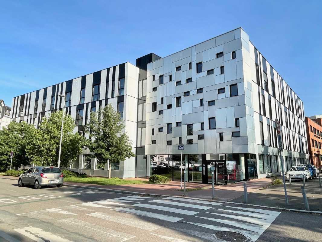 Bureau dans Rouen à louer Photo de l’immeuble– Image 1 sur 10