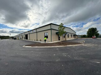 Plus de détails pour 310-316 Locust Dr, Verona, WI - Local d'activités à louer