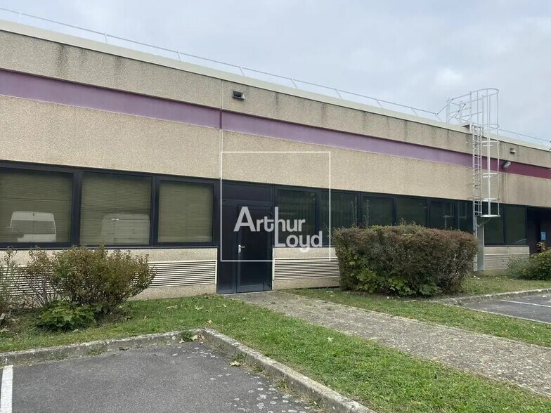 Bureau dans Bondoufle à louer - Photo de l’immeuble – Image 3 sur 4